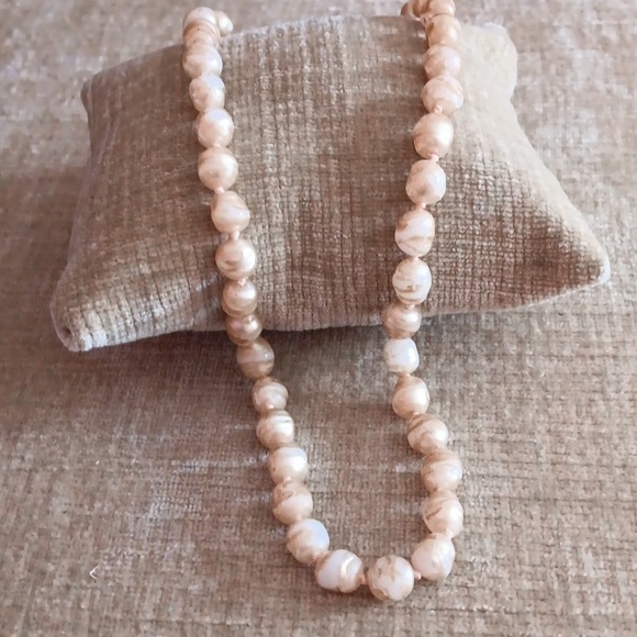 Les Bernard Knotted Faux Pearl Strand Necklace - Picture 7 of 12